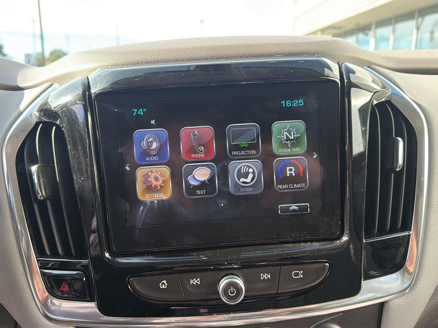 2018 Chevrolet Traverse LT w/1LT