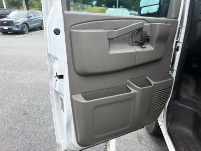2022 GMC Savana 2500 Work Van
