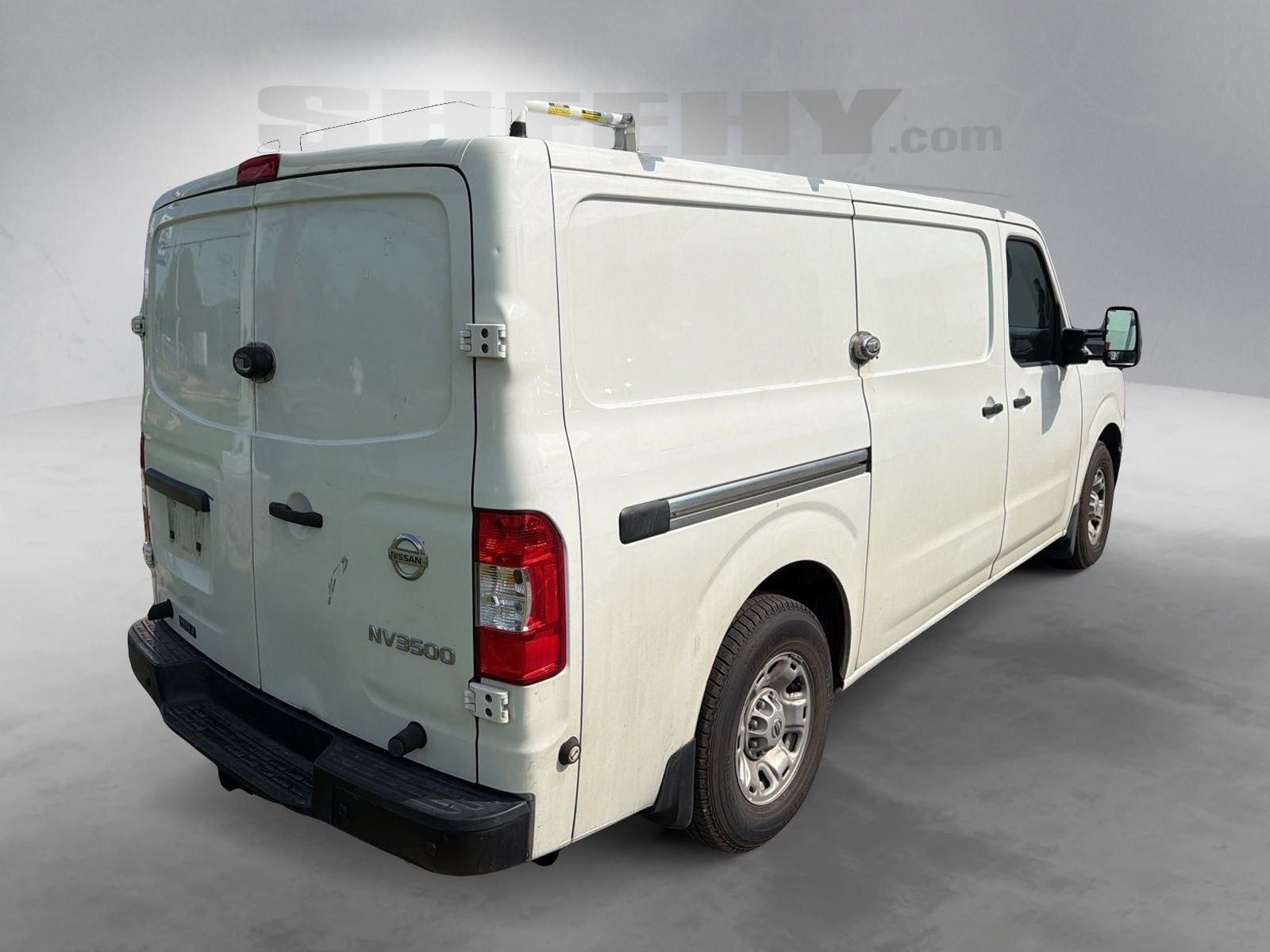 2021 Nissan NV3500 HD Cargo SV NV3500 HD Standard Roof V8 SV