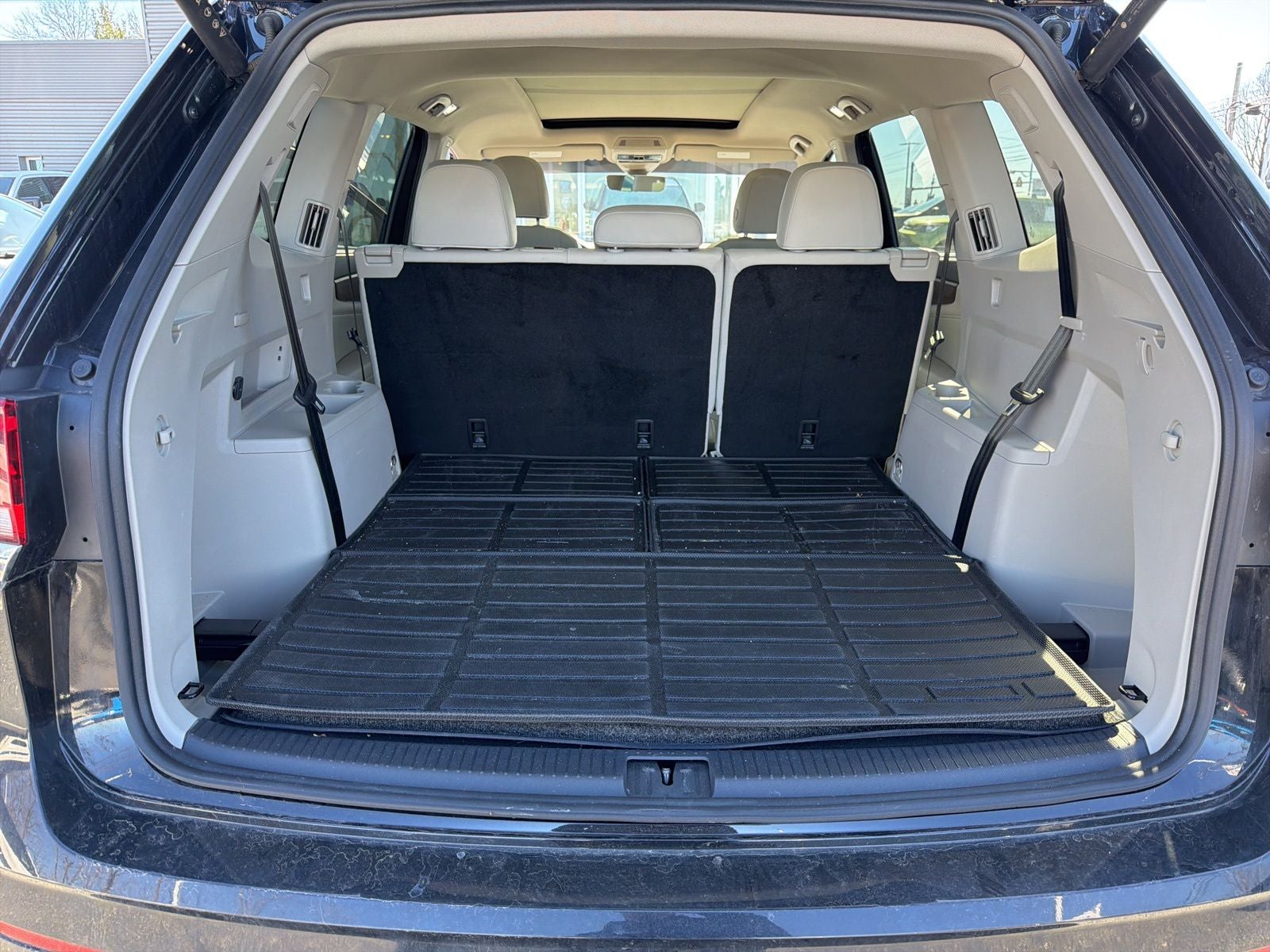 2024 Volkswagen Atlas 2.0T SEL Premium R-Line