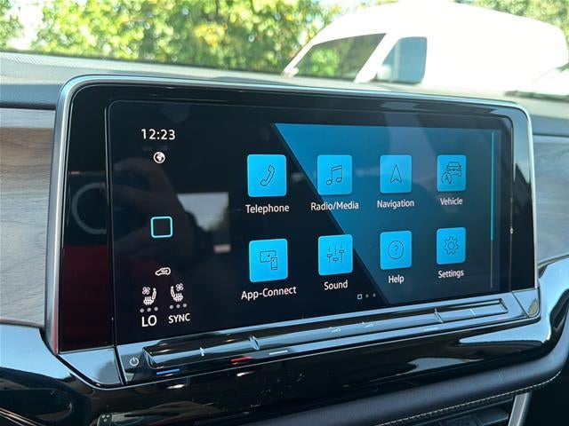 2024 Volkswagen Atlas 2.0T SE