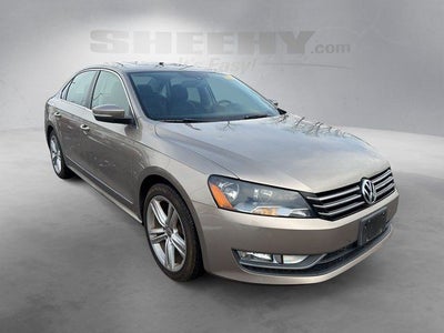 2015 Volkswagen Passat 1.8T SE w/Sunroof/Nav