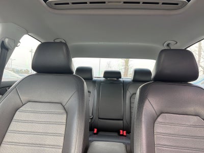 2015 Volkswagen Passat 1.8T SE w/Sunroof/Nav
