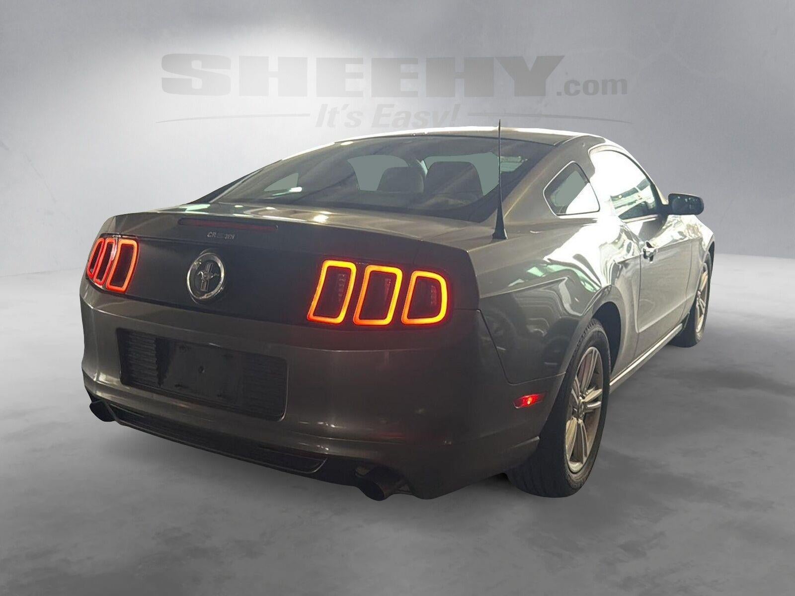 2014 Ford Mustang V6