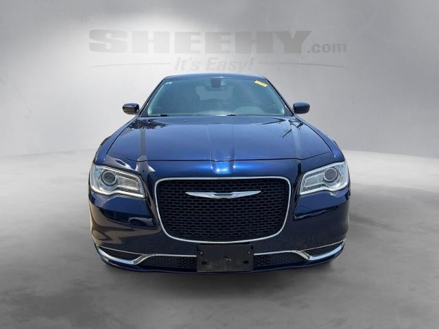 2016 Chrysler 300 Limited