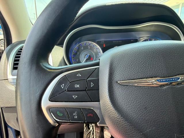 2016 Chrysler 300 Limited