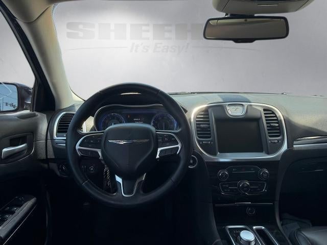 2016 Chrysler 300 Limited