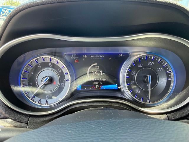 2016 Chrysler 300 Limited