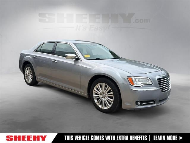 2013 Chrysler 300C Base