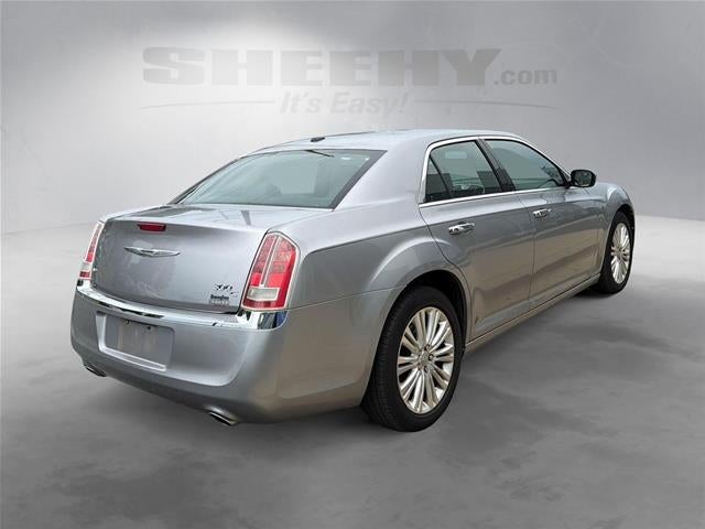2013 Chrysler 300C Base