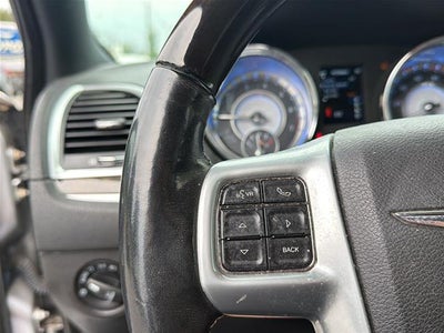 2013 Chrysler 300C Base