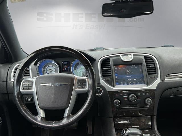 2013 Chrysler 300C Base