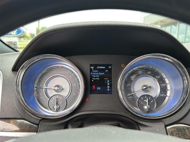 2013 Chrysler 300C Base
