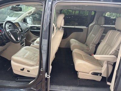 2013 Chrysler Town & Country Touring-L