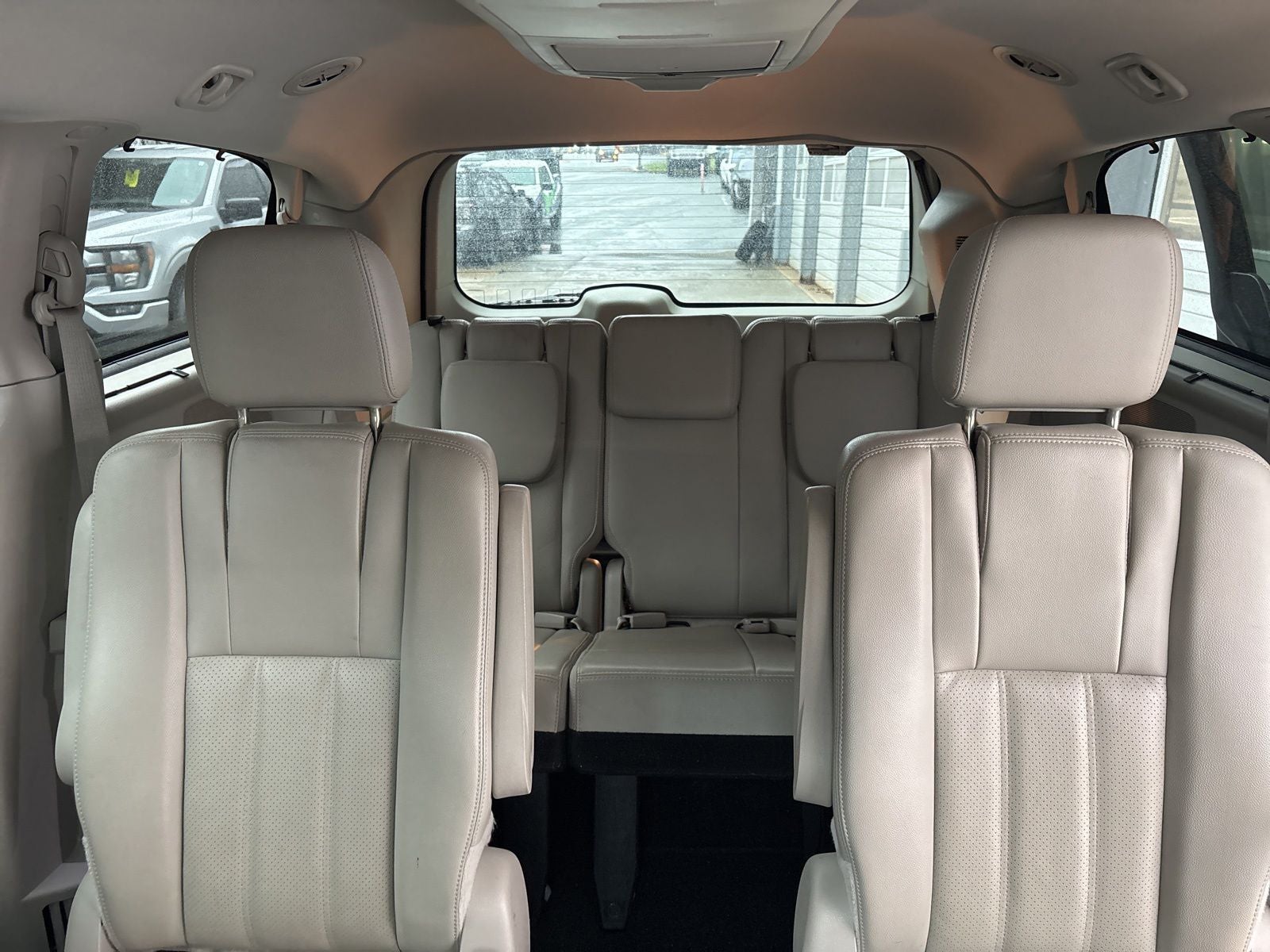2013 Chrysler Town & Country Touring-L