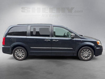 2013 Chrysler Town & Country Touring-L