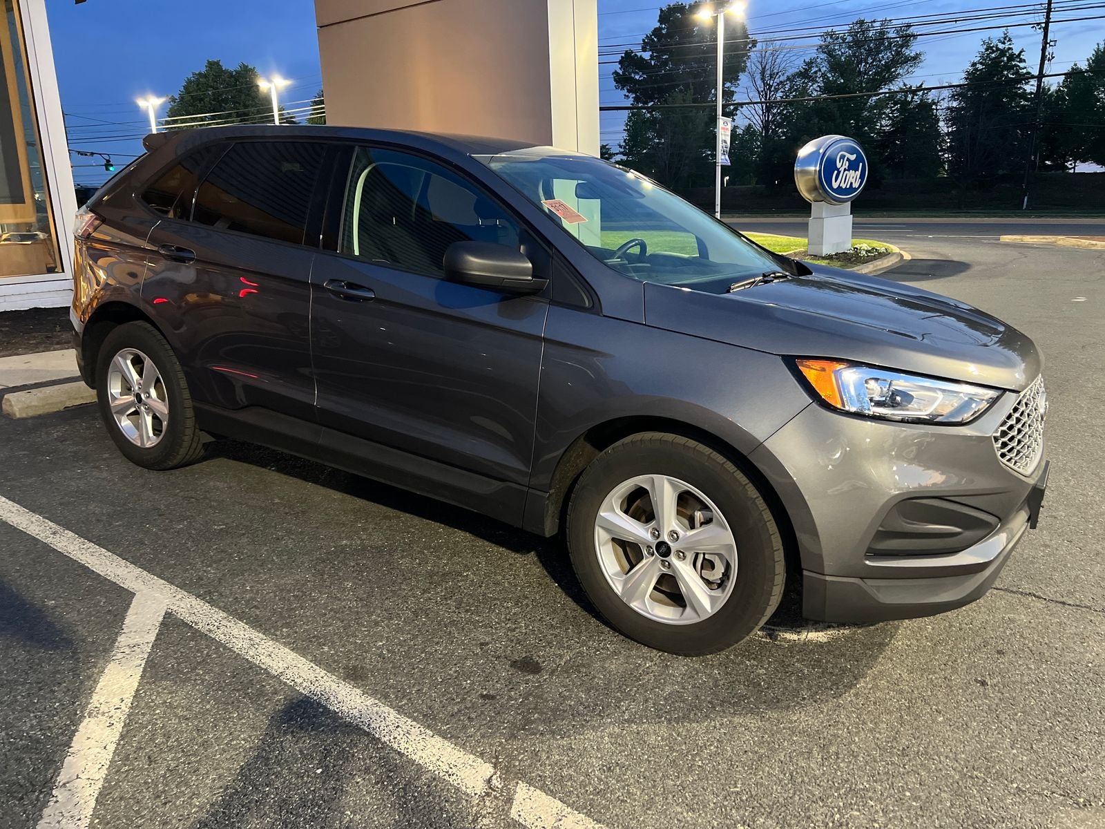 2024 Ford Edge SE
