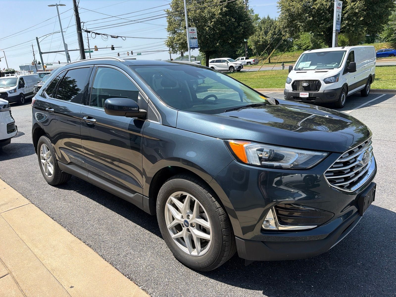 2022 Ford Edge SEL