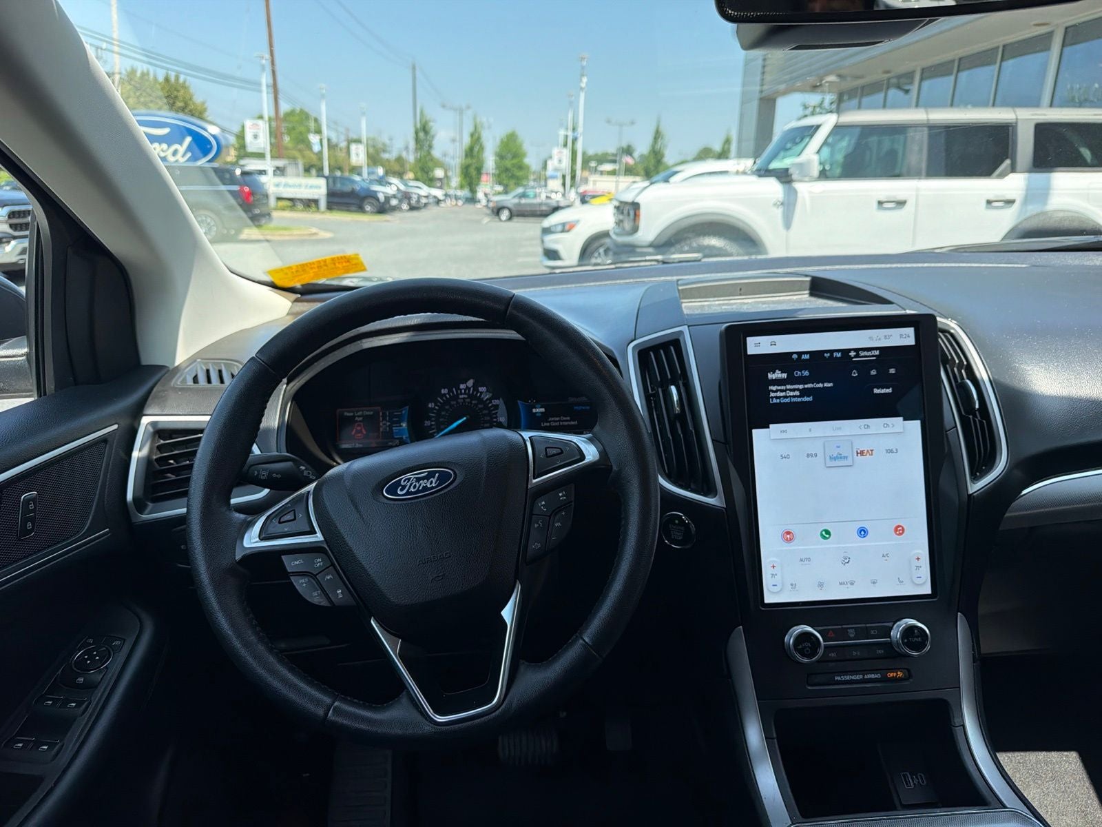 2022 Ford Edge SEL