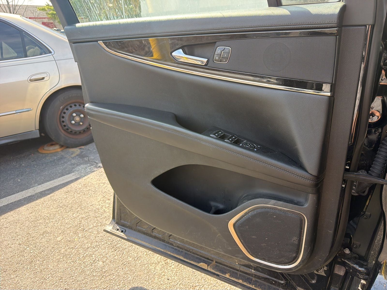 2023 Lincoln Nautilus Standard