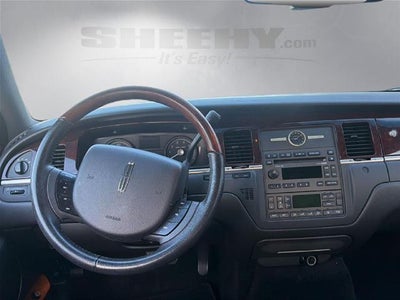 2009 Lincoln Town Car Signature Limited