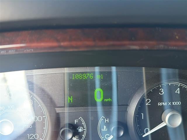 2009 Lincoln Town Car Signature Limited