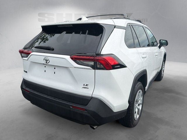 2020 Toyota RAV4 LE