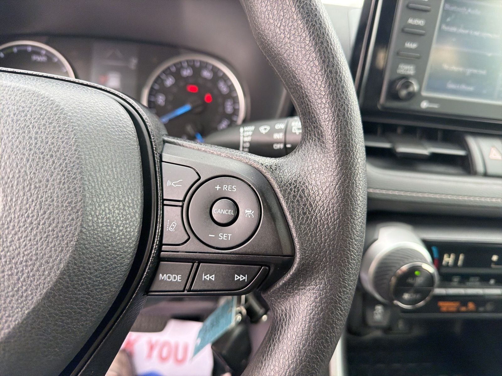 2020 Toyota RAV4 Hybrid LE