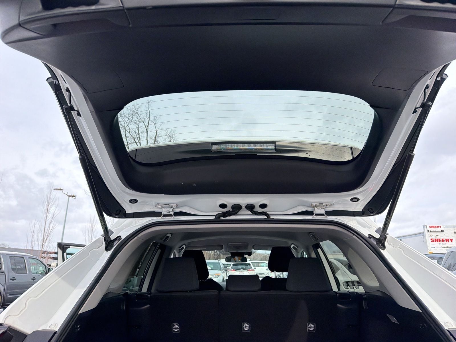 2020 Toyota RAV4 Hybrid LE