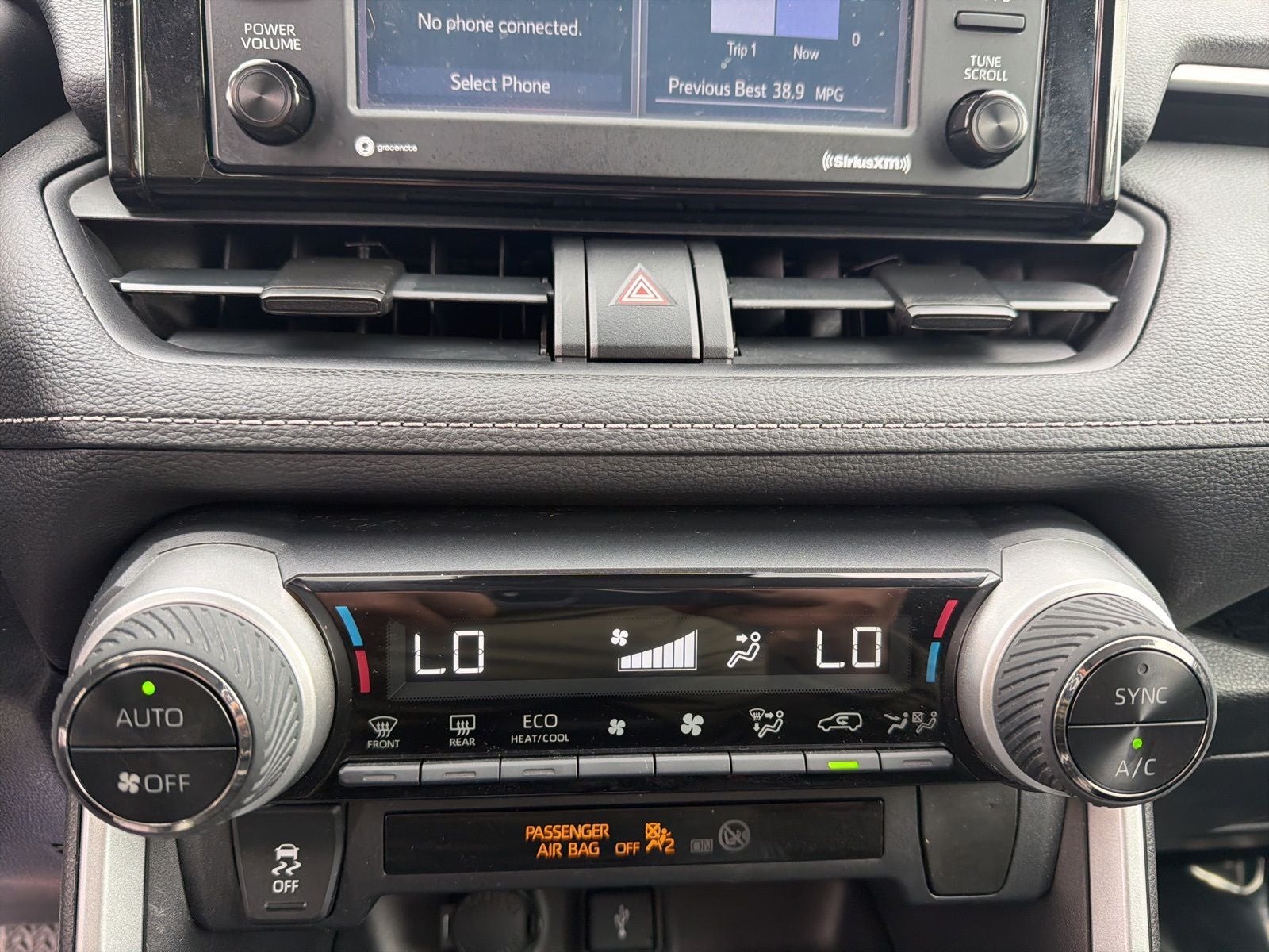 2020 Toyota RAV4 Hybrid LE