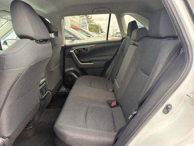 2020 Toyota RAV4 Hybrid LE