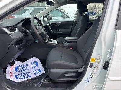 2020 Toyota RAV4 Hybrid LE