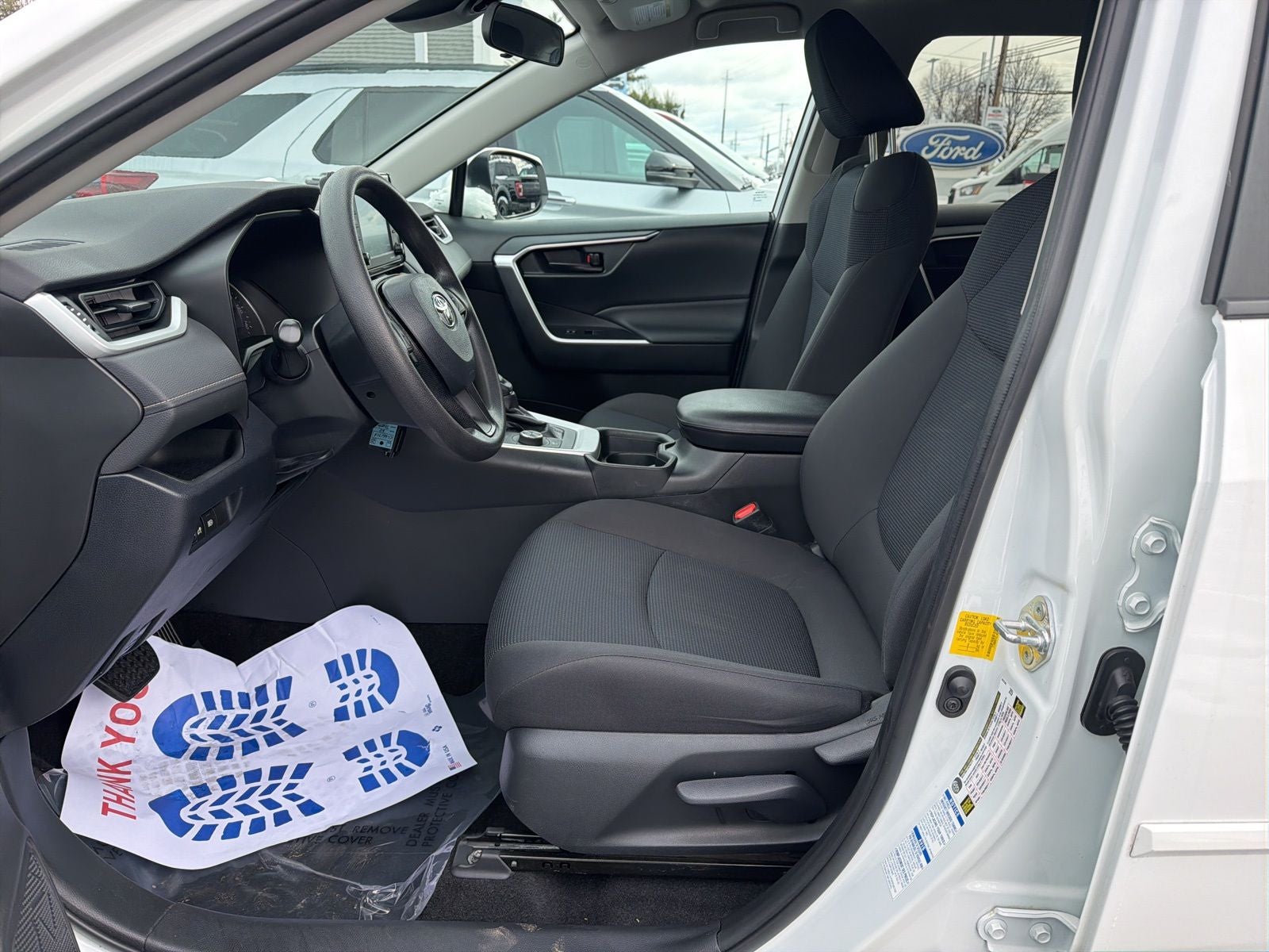 2020 Toyota RAV4 Hybrid LE