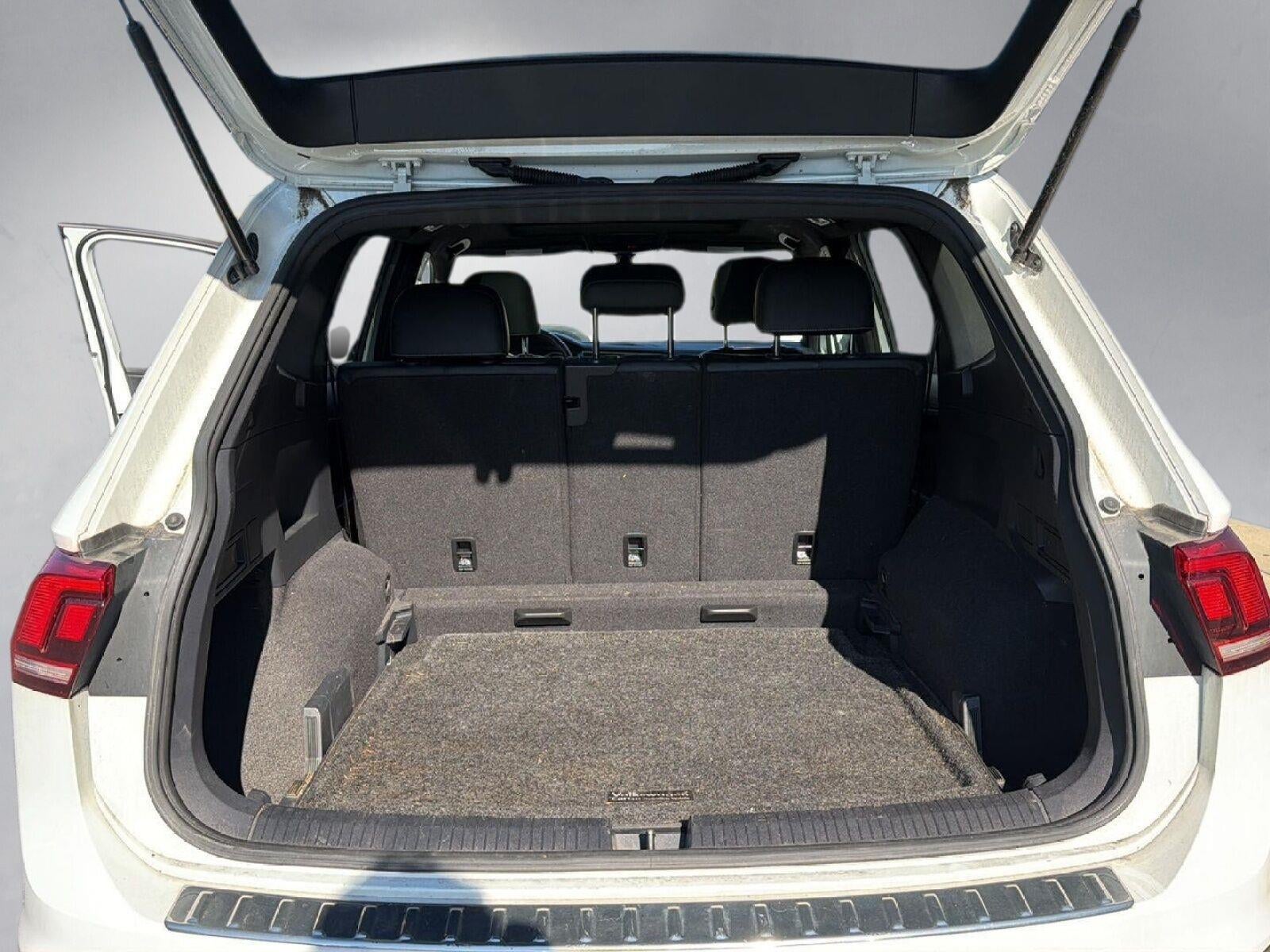 2021 Volkswagen Tiguan SE R-Line Black