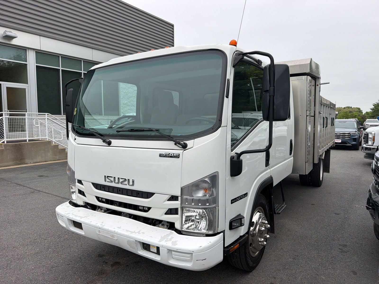 2018 Isuzu NPR Base