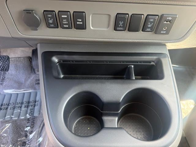 2018 Nissan NV Passenger NV3500 HD SL