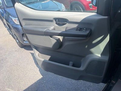 2018 Nissan NV Passenger NV3500 HD SL