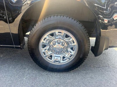 2018 Nissan NV Passenger NV3500 HD SL