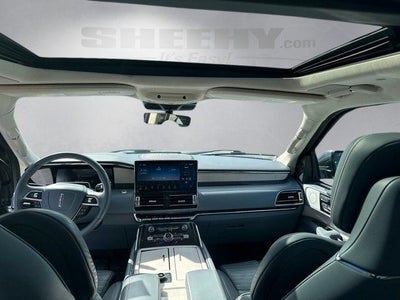 2022 Lincoln Navigator Black Label