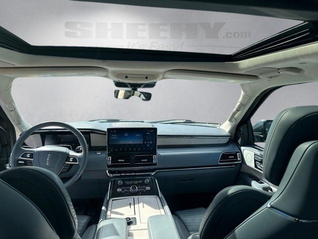 2022 Lincoln Navigator Black Label