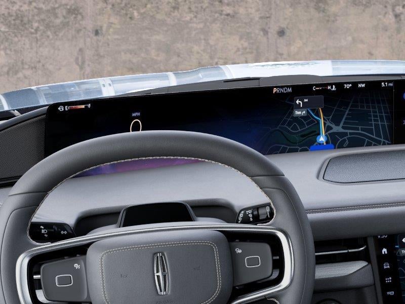 2027 Lincoln Navigator Premiere
