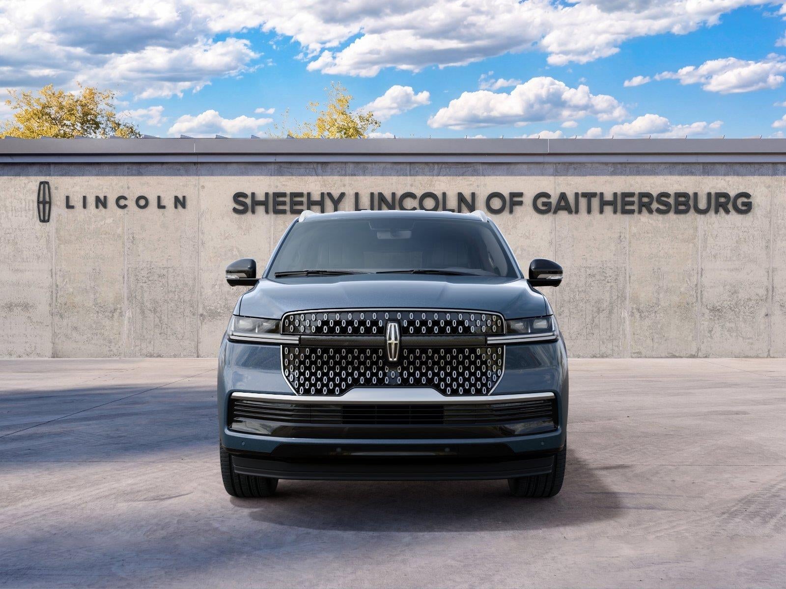 2027 Lincoln Navigator Premiere