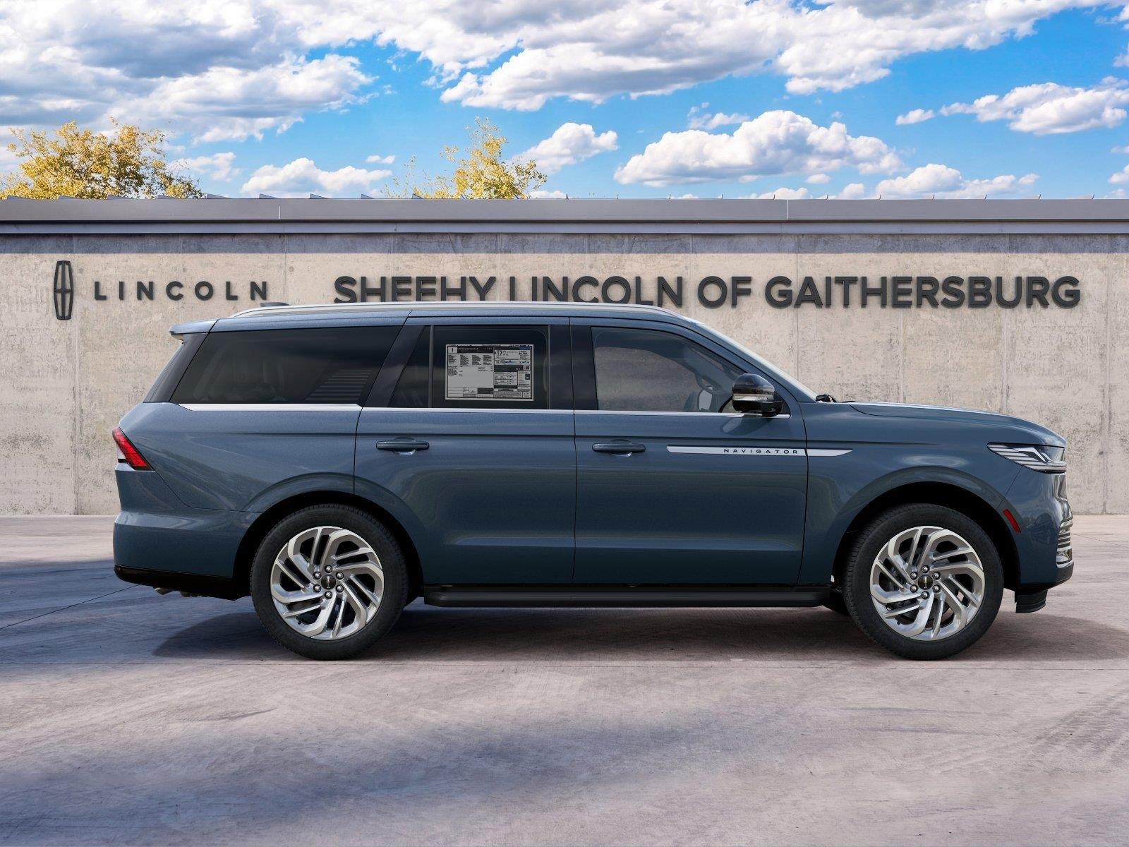 2027 Lincoln Navigator Premiere