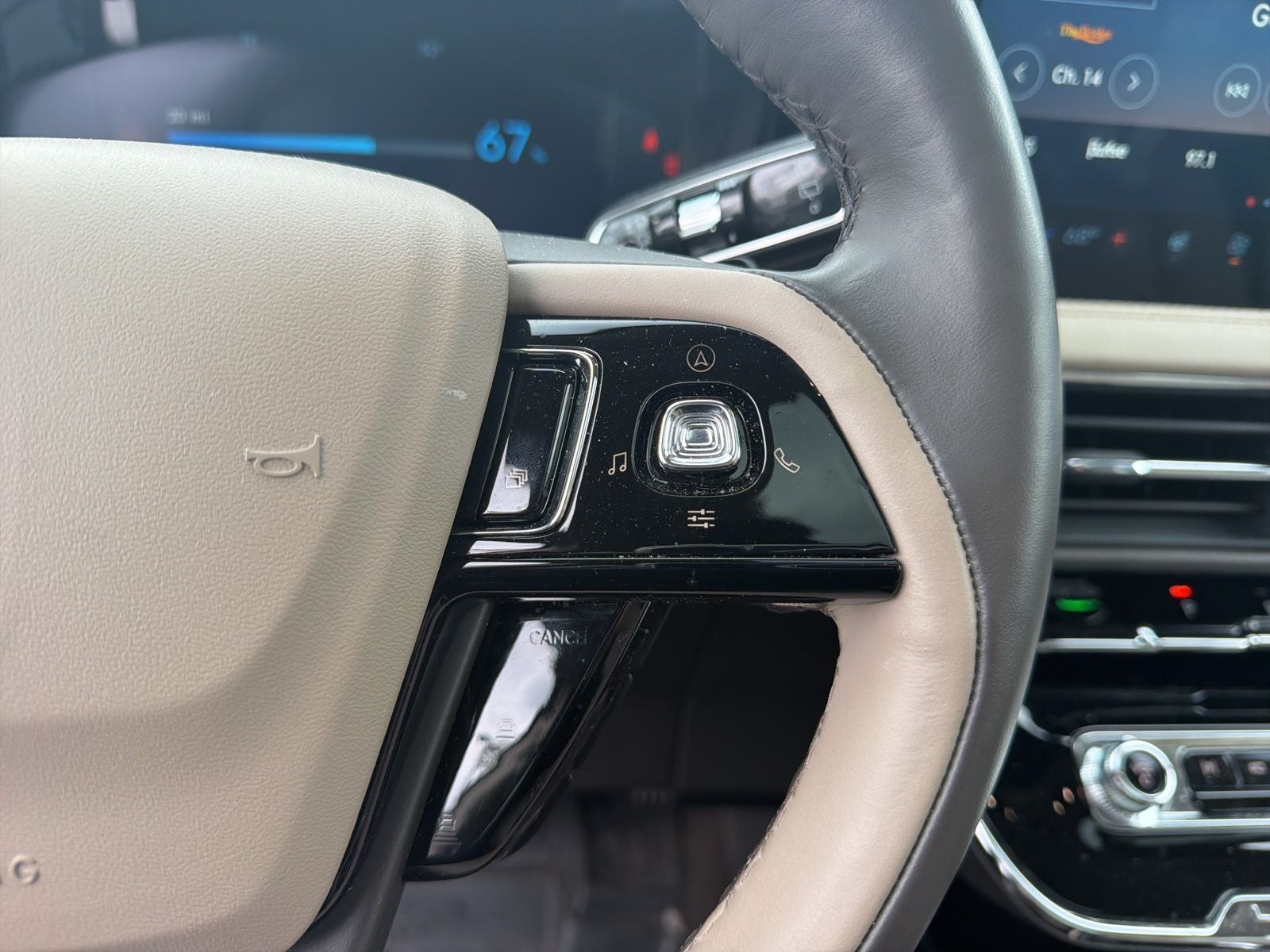 2023 Lincoln Corsair Plug-In Hybrid Grand Touring