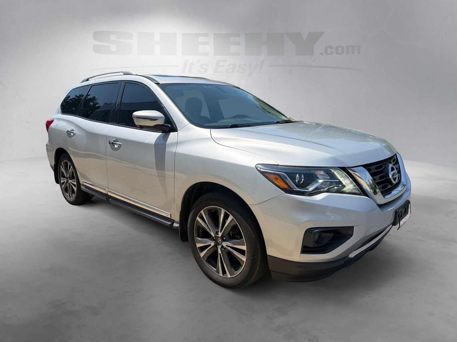 2018 Nissan Pathfinder Platinum