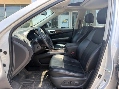 2018 Nissan Pathfinder Platinum