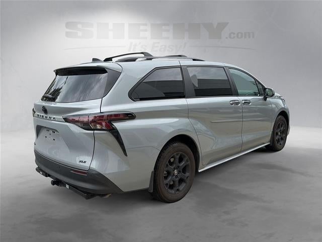 2025 Toyota Sienna Woodland Edition