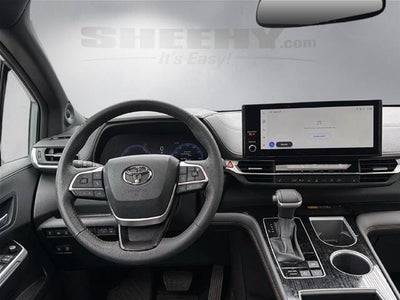 2025 Toyota Sienna Woodland Edition