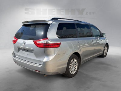 2015 Toyota Sienna XLE Premium 8-Passenger