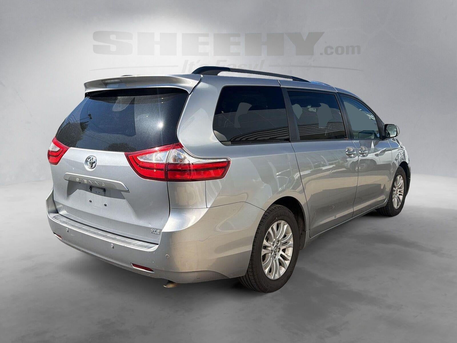 2015 Toyota Sienna XLE Premium 8-Passenger